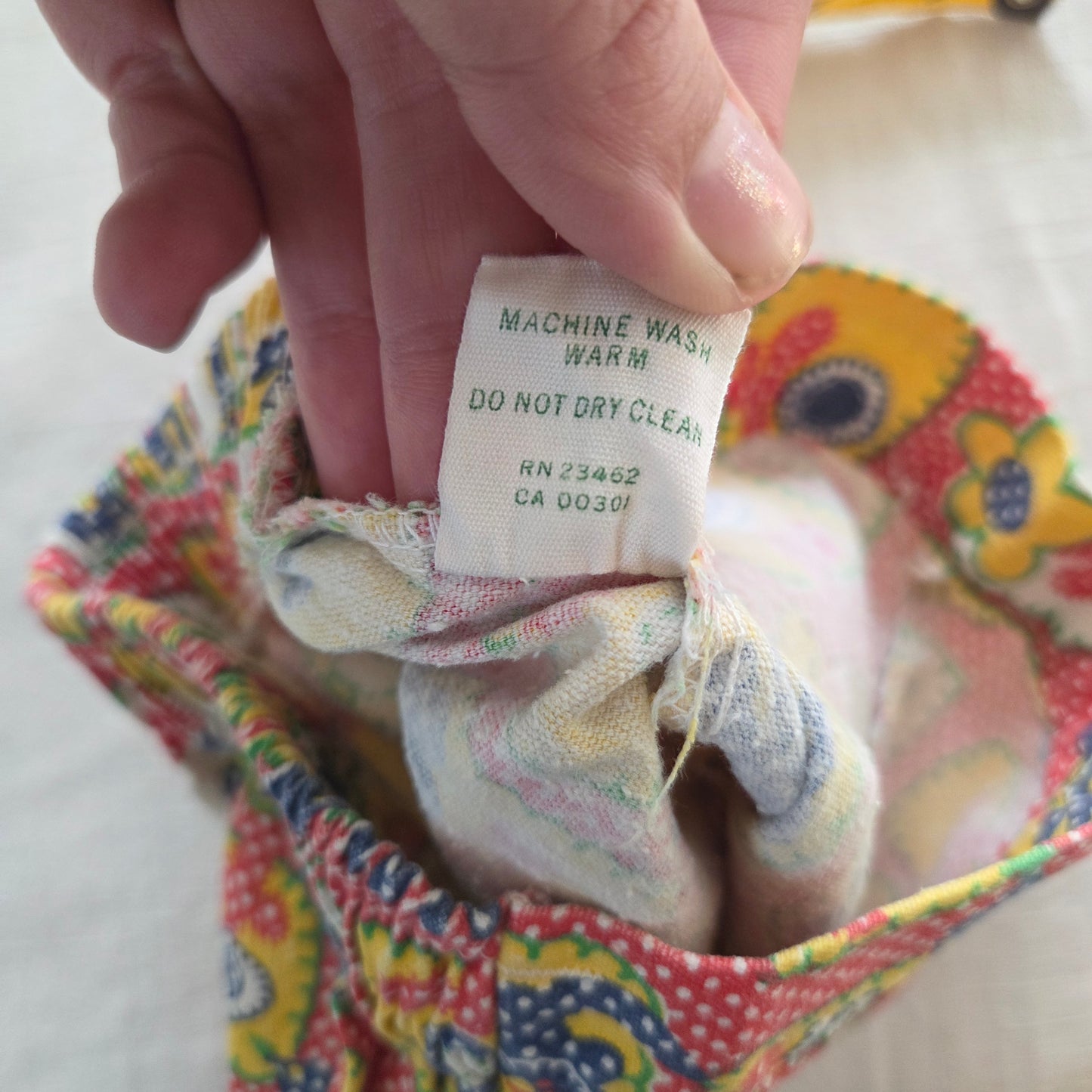 70s Vintage Floral + Cat Shorts 5t