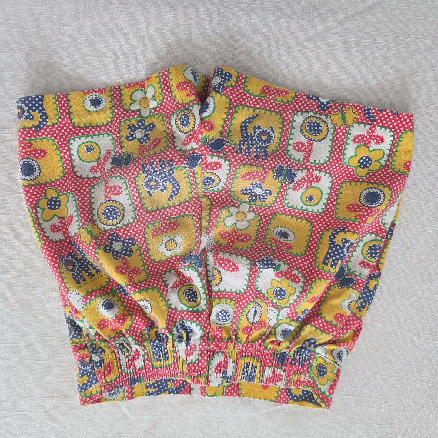 70s Vintage Floral + Cat Shorts 5t